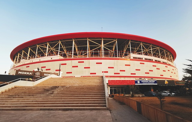 快船锋线大将小琼斯的潜力未被完全发挥？.